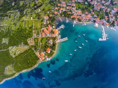 Port Ilovik (Ilovik) Opčina Maly Lošin - Ilovik - Croatia
