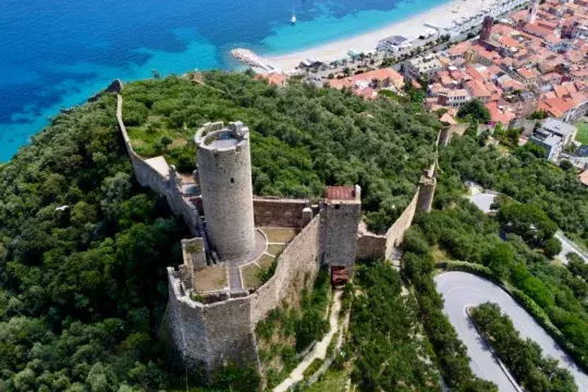 marinatips - Castello di Monte Ursino