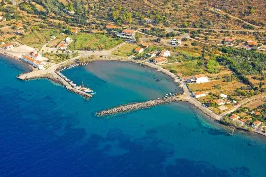 Port  Agios Yeoryios