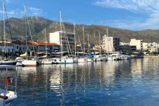 Port Karistos