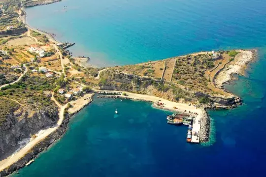 Port Paleokastro