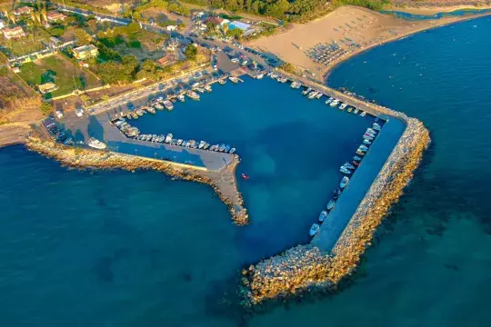 Port Palouki