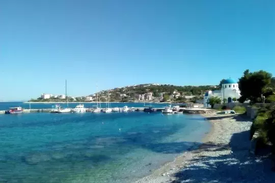 Port Selinia