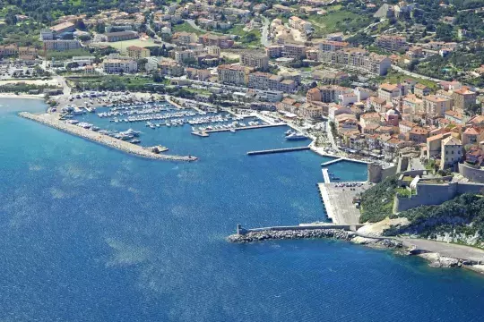 marinatips - Port de Calvi-Port Xavier Colonna