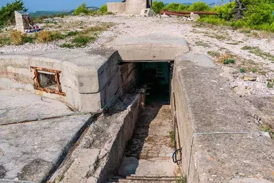 Zvizdulja Bunkers