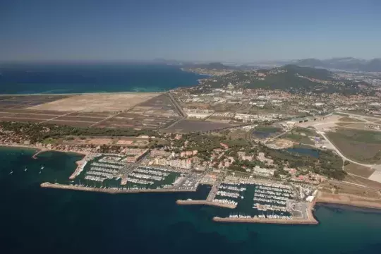 marinatips - Port Saint-Pierre