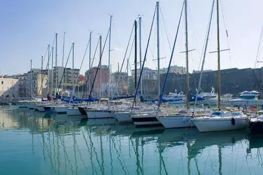 marinatips - Porto Turistico di Bisceglie Approdi
