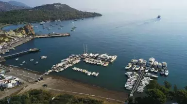 Baia Levante Marina