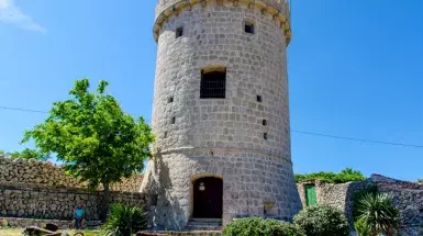 Cres Tower