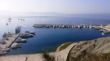 marinatips - Erikousa port
