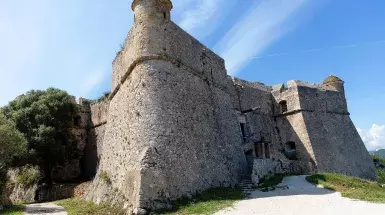 marinatips - Fort du Mont Alban