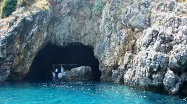 marinatips - Nausika's Cave