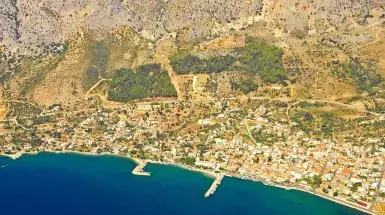 Port Astakos