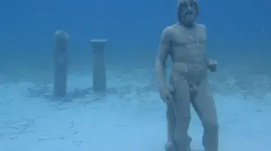 Underwater Statues Green Bay